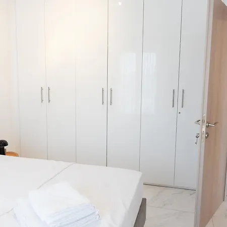 Apartment Queens *